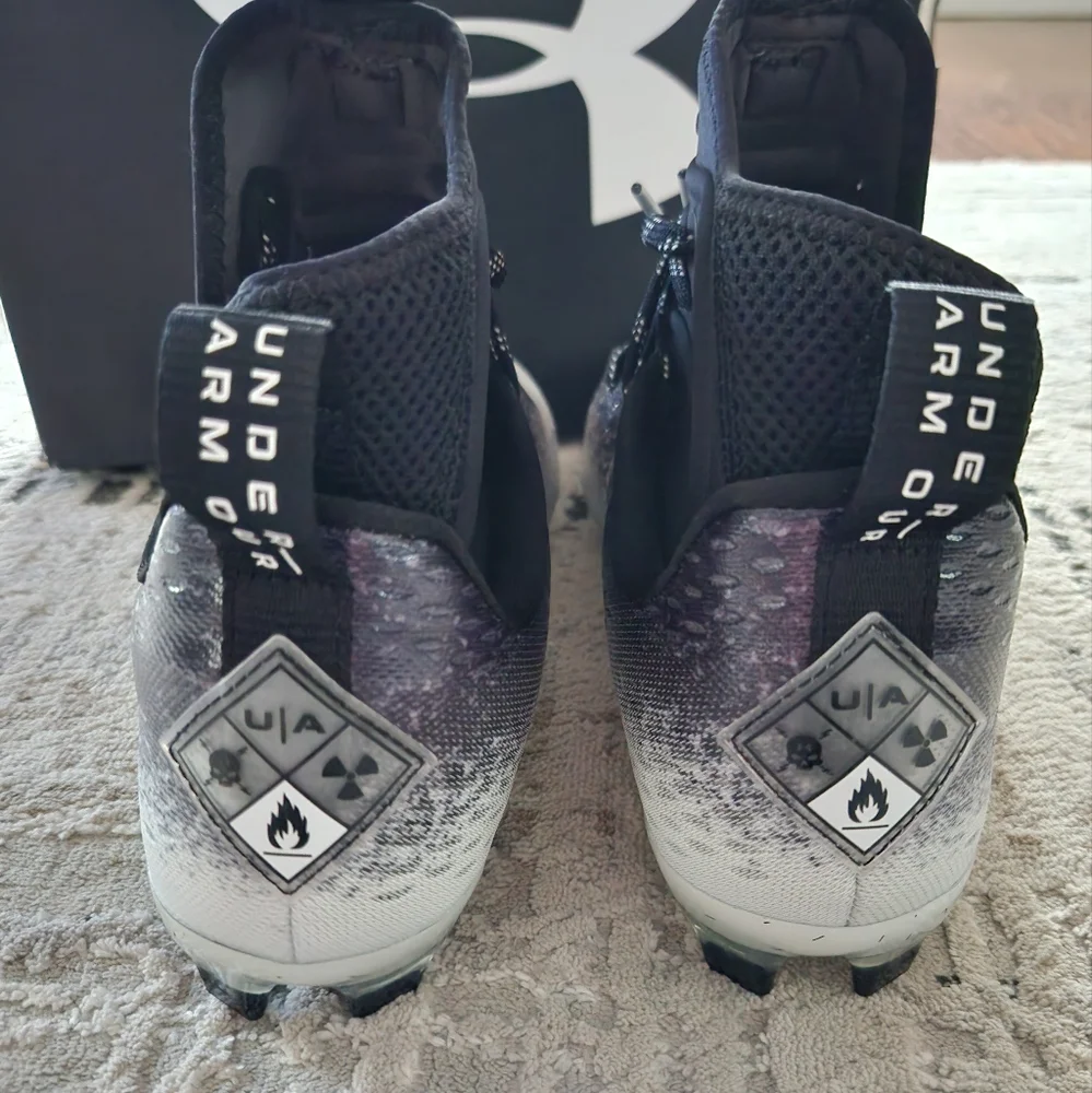 Under Armour Spotlight Lux MC 2.0 Football Cleat